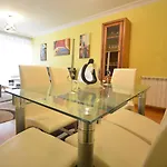 Maravilloso Piso Con Parking En Plaza De Galicia Apartman *