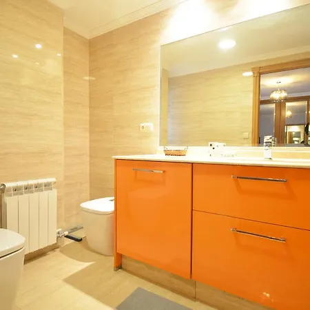 Maravilloso Piso Con Parking En Plaza De Galicia