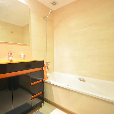 Apartment Maravilloso Piso Con Parking En Plaza De Galicia Vilagarcia de Arousa